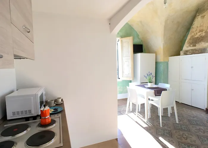 Aparthotel Le Dimore Del Canneto 3*